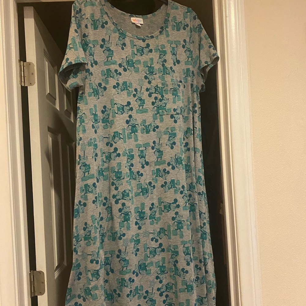 Large high low Carly Disney dress